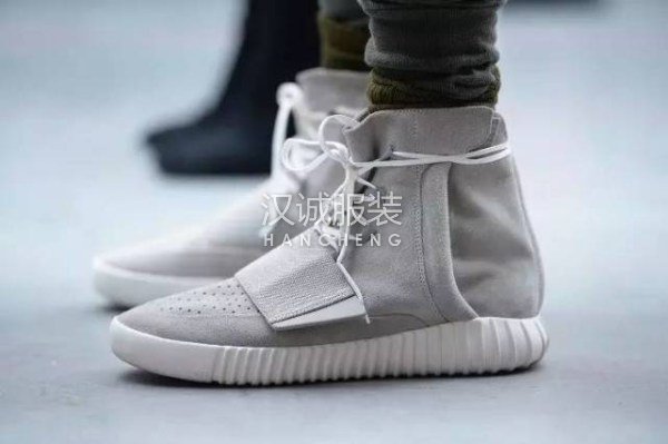 Adidas坐不住了 要起訴所有抄襲Yeezy Boosts的品牌