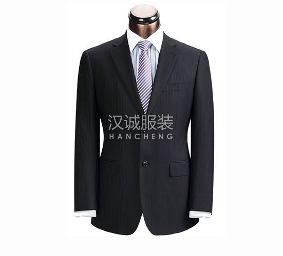 定制西服西裝訂做,男士西服的細(xì)節(jié)關(guān)注